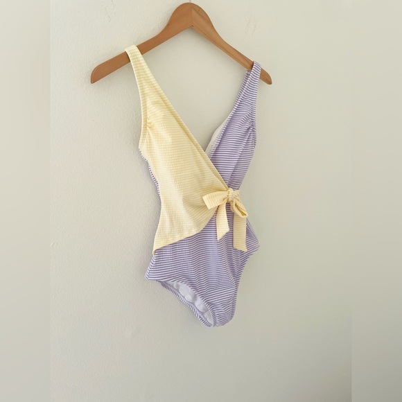 Kona Sol Front Wrap Full Coverage Seersucker One‎ Piece Swimsuit - Picture 6 of 6